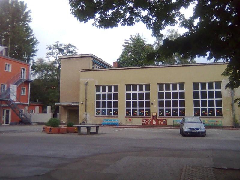 Halle in der Lindenhof-Grundschule